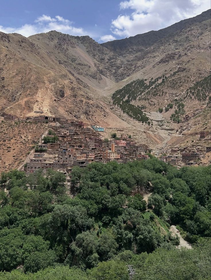 🌄 Discover the Heart of the Atlas Mountains…